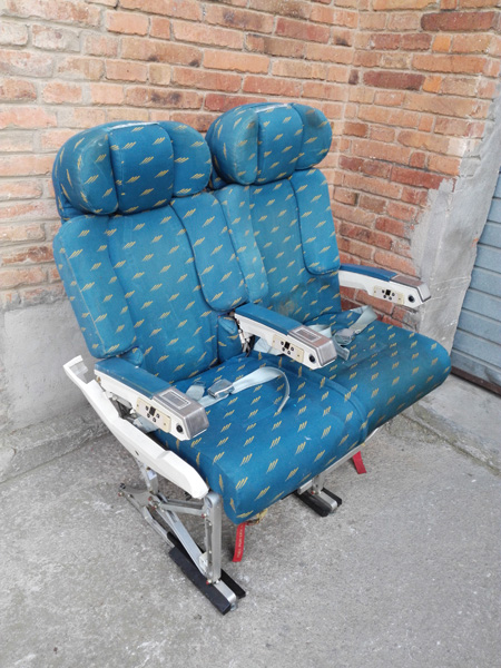 asiento avion chatarra construccion tela metal 2_1u